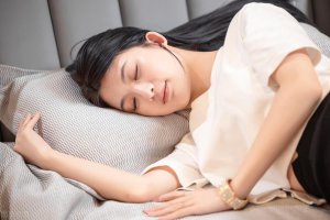 ​小说连载，爱情小说《十亿人生》第九章 「疼」爱是疼痛的成长