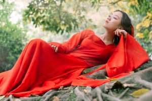 ​小说：他是少年天才，八岁修炼拳法达到大成，却被亲兄长打成傻子