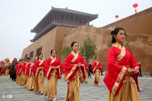 ​小说：失业夫妻穿越古代种田记！