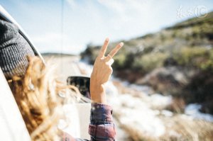 ​小说：她意外生下总裁的三胞胎，却被姐姐抢走一个，还被抹除记忆