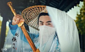 ​小说：前世加班狗，穿越成天命反派，靠掠夺男主气运成长