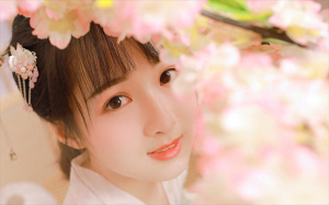 ​小说：穿越女带婆婆进入随身空间，空间内的景象吓的婆婆说不出话