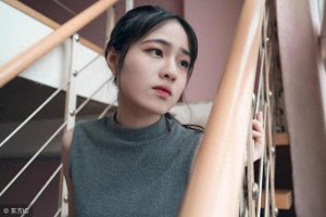​小说：她重生七零年代，幸运值爆表，在废品站捡到超值古董