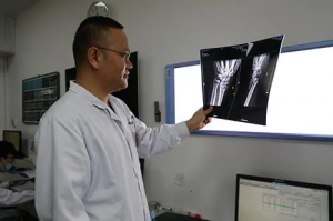 ​你知不知道看骨科哪个医院好