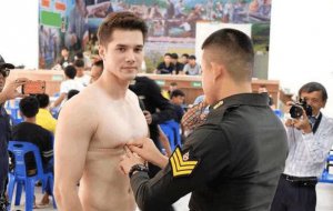 ​征兵体检中泰剧男星James Ma意外曝光家族，家世显赫让粉丝尖叫