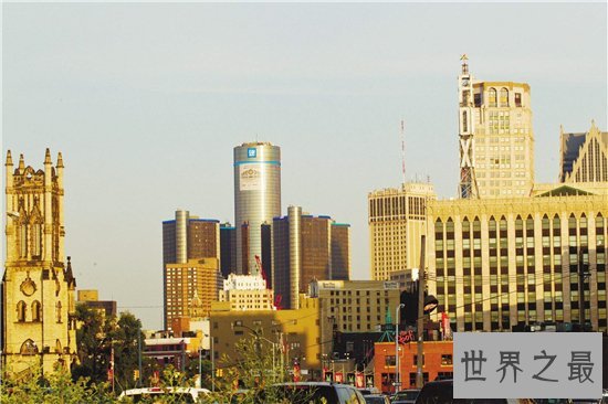 美国十大最安全城市 排名第一的城市几乎全是白种人