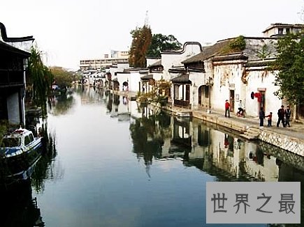中国十大毕业旅行目的地排行榜，在最好的旅程留下心灵的期望。