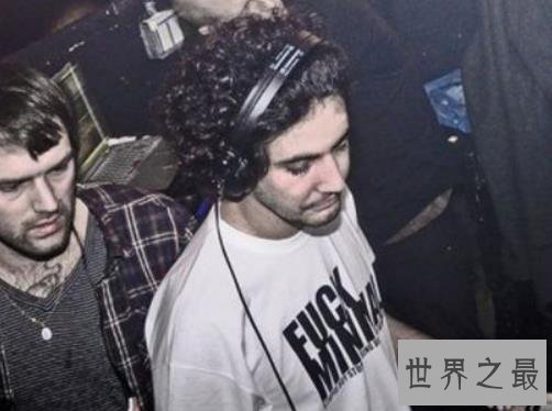 世界上10大最年轻的亿万富豪排行榜，第一人帅多金！
