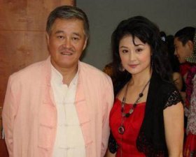 于月仙是赵本山什么亲戚?于月仙和赵本山什么关系？