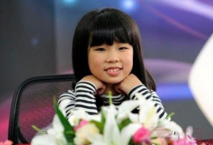 中国最小炫富女孙心怡，自曝家住城堡父亲是大官(不让人安宁)