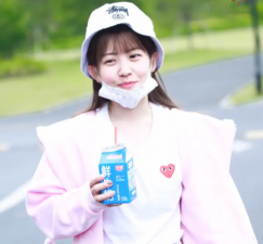 火箭少女101赖美云身高多少？赖美云个人资料简介